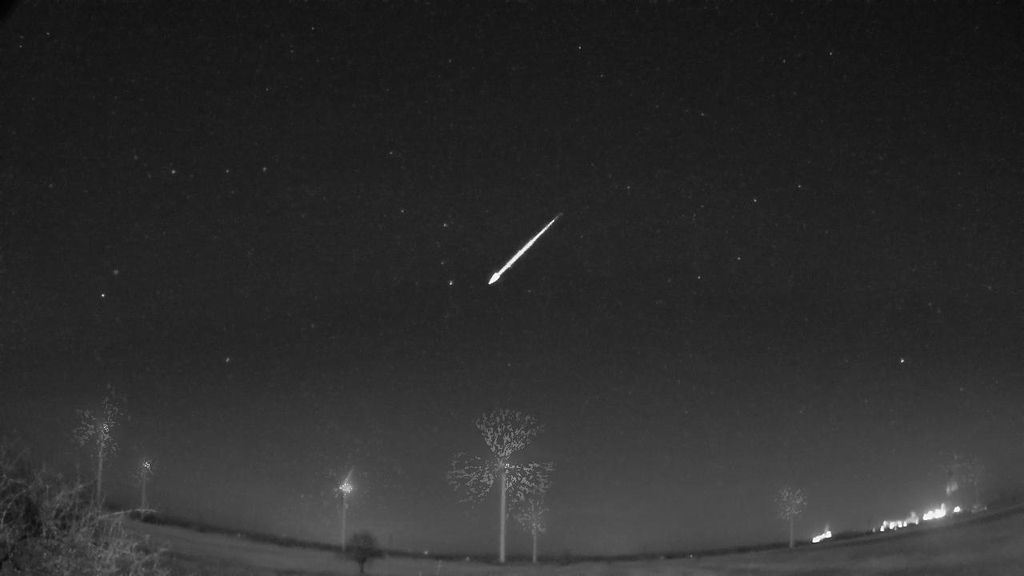 Meteor 20230208 021026