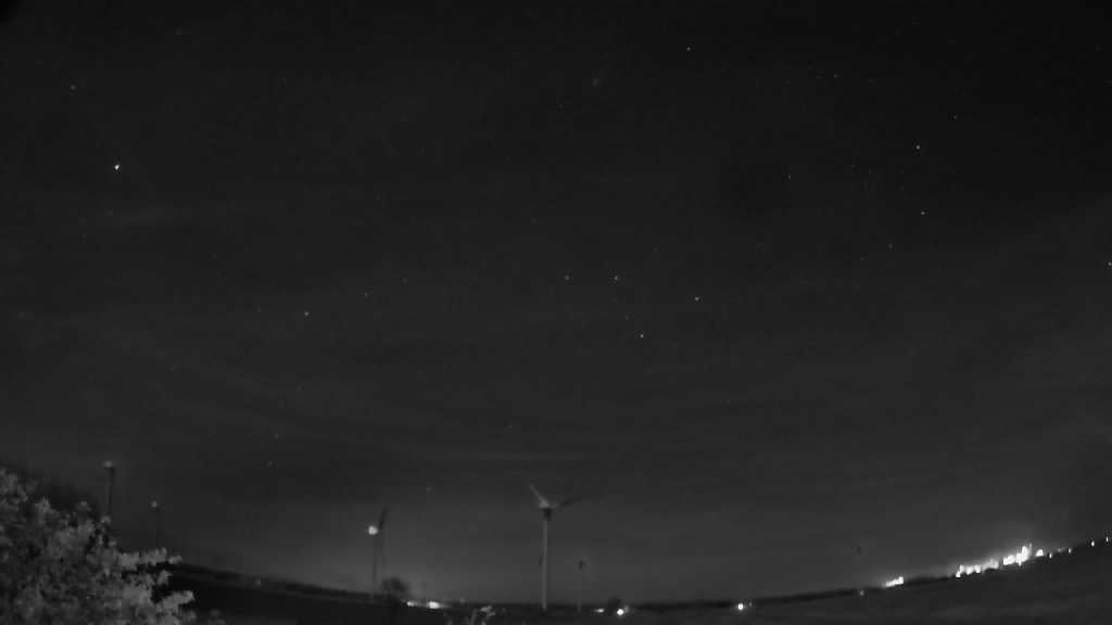 Meteor_20230430_231142.gif