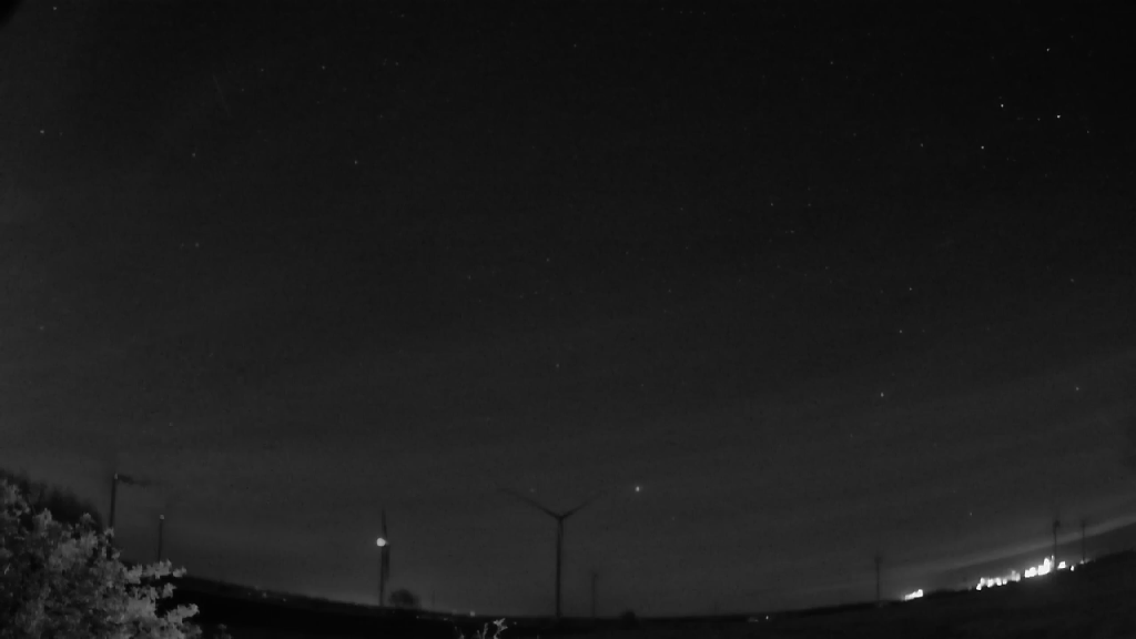 Meteor_20230501_034204.gif