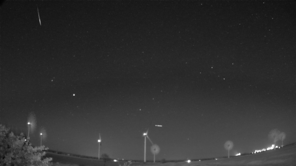 Meteor_20230504_005206.jpg