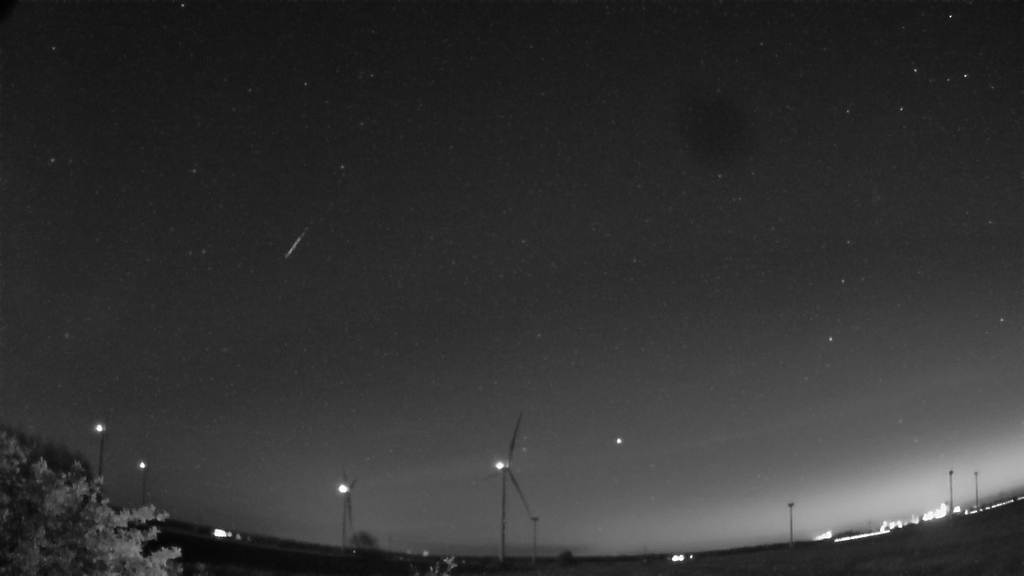 Meteor_20230504_035045.jpg