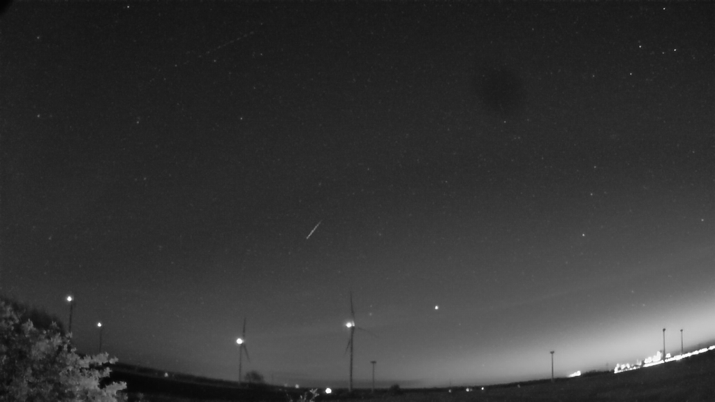 Meteor_20230504_035339.jpg
