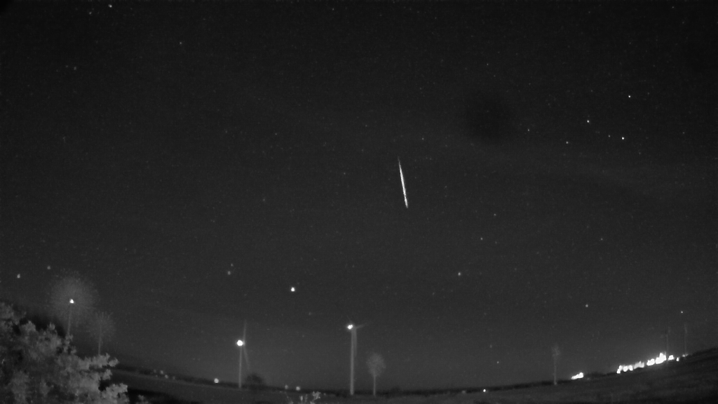 Meteor_20230508_020130.jpg