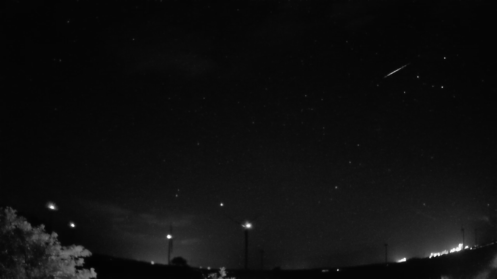 Meteor_20230517_014157.jpg