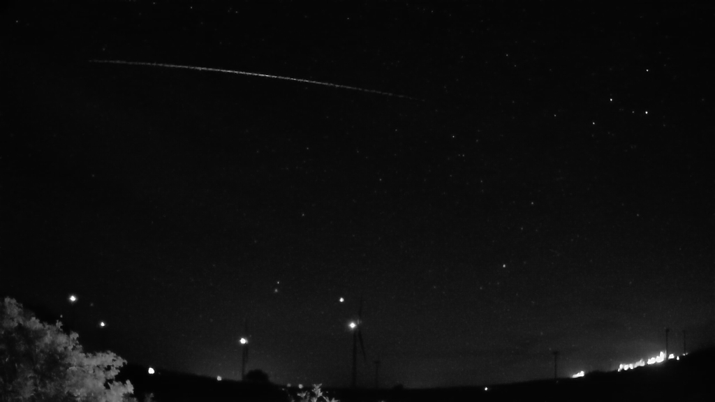 Meteor_20230519_014918.jpg